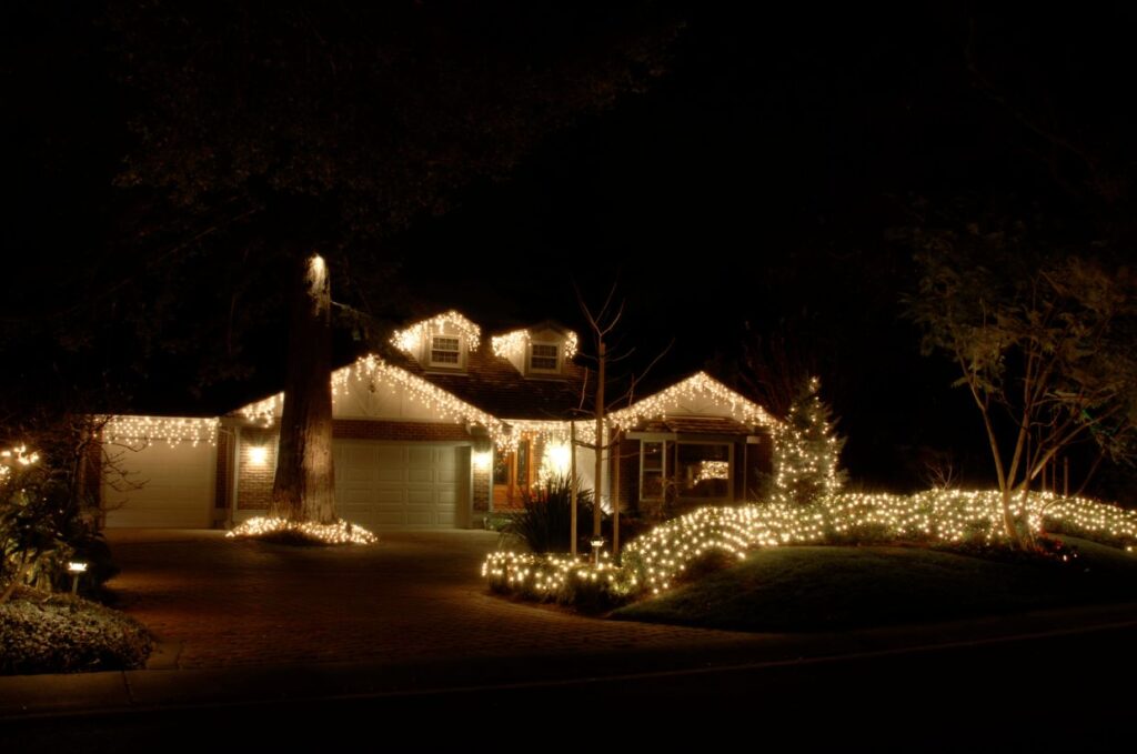 christmas-lights-5 residential christmas lighting