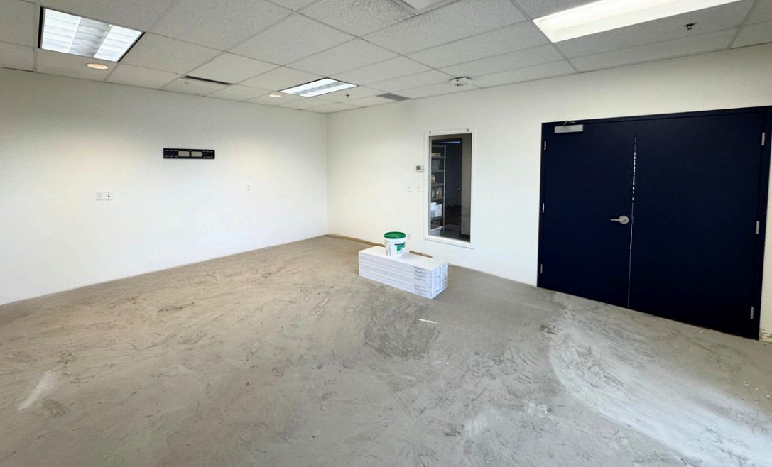 Sleek-and-Polished-Commercial-Interior-Painting-in-Richmond-08-31-2025_07_56_PM (3) Sleek and Polished Commercial Interior Painting in Richmond PM ()
